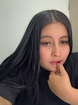 Snapshot of Annie9_ chatting on October 8, 2025, 3:08 am Annie9 online show from October 8, 2025, 3:08 am