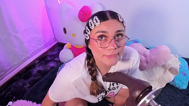 Isa belaa online show from April 15, 2026, 7:58 pm