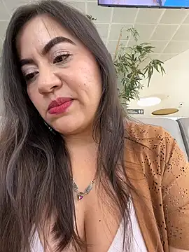 Iam  Cristal online show from February 19, 2026, 9:56 pm