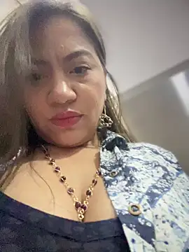 Iam  Cristal online show from March 12, 2025, 11:44 pm