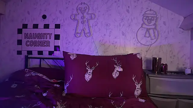 Curvy Rosie99 online show from March 14, 2026, 6:14 pm