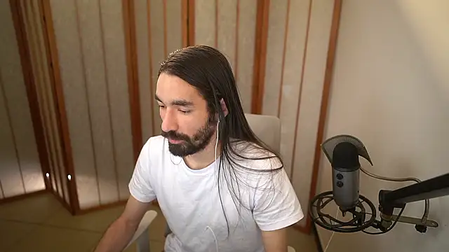 Snapshot of Your_Ice_cream chatting on February 17, 2026, 7:22 pm Your Ice cream online show from February 17, 2026, 7:22 pm