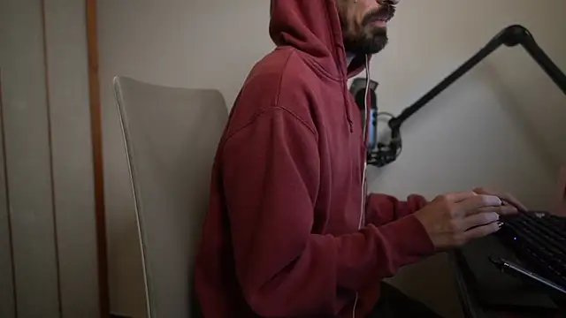 Snapshot of Your_Ice_cream chatting on April 10, 2026, 2:35 pm Your Ice cream online show from April 10, 2026, 2:35 pm