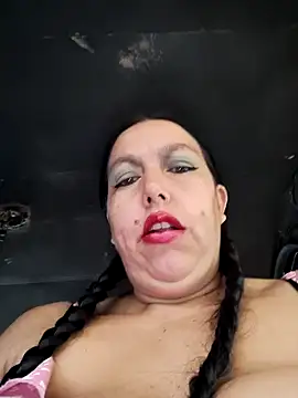 Natasha olg online show from November 4, 2025, 1:48 pm