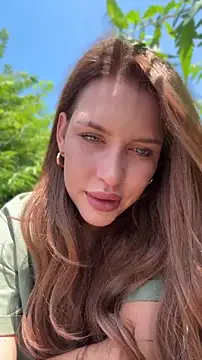 KikiWatson online show from June 13, 2026, 10:13 am