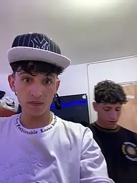 LatinBoysxxx online show from December 25, 2024, 7:13 pm