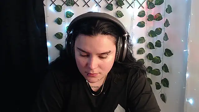 Nika 1  online show from March 18, 2026, 11:27 pm