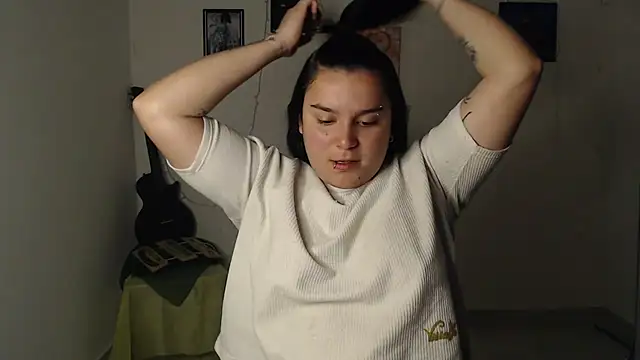 Nika 1  online show from September 19, 2025, 6:45 pm