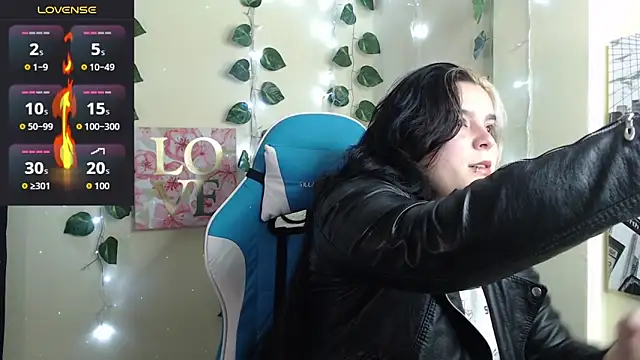 Nika 1  online show from February 12, 2026, 1:27 am