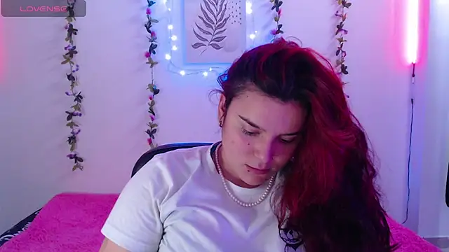 Nika 1  online show from February 8, 2025, 5:18 pm