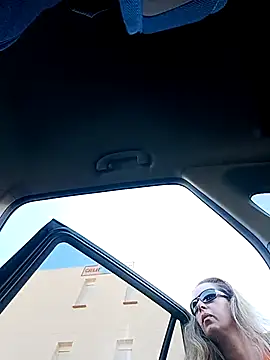 uber babe online show from February 17, 2026, 11:07 am