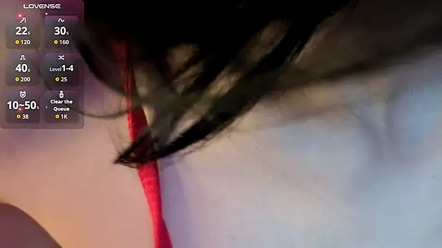 AlessiaVal  online show from November 27, 2025, 2:17 pm