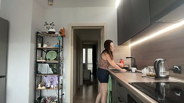 Snapshot of jainesummer chatting on October 14, 2025, 8:48 am jainesummer online show from October 14, 2025, 8:48 am