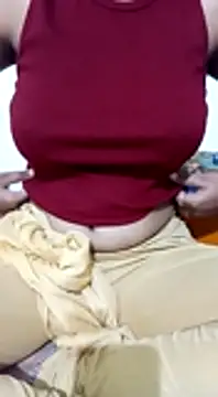 Snapshot of Ammualagitamil chatting on January 10, 2025, 8:37 pm Ammualagitamil online show from January 10, 2025, 8:37 pm