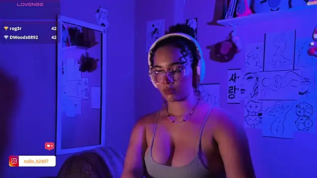 MadelineBenet online show from March 13, 2025, 10:32 pm