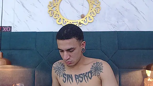 Snapshot of salome_daniel chatting on October 15, 2025, 7:33 pm salome daniel online show from October 15, 2025, 7:33 pm