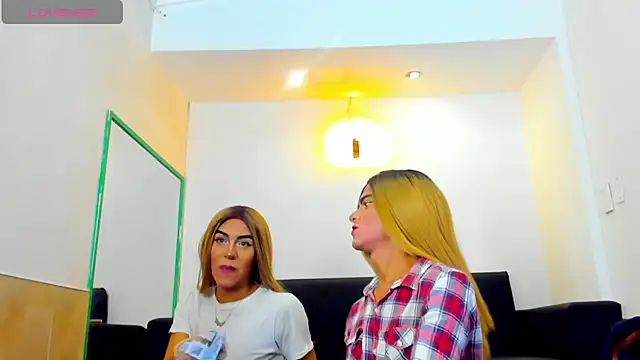 Isabella stanford2 online show from March 21, 2025, 5:00 am