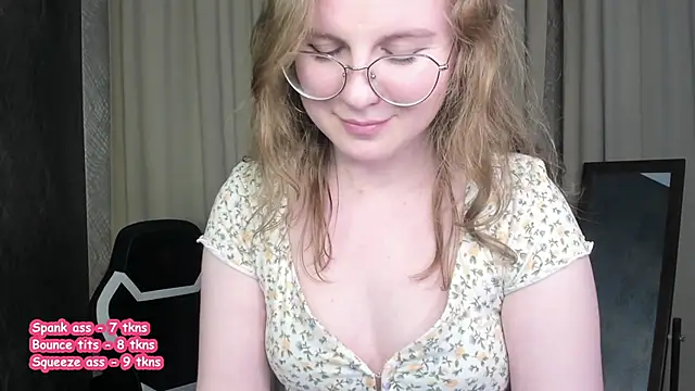 Snapshot of Tara_Harris chatting on January 25, 2025, 10:50 pm Tara Harris online show from January 25, 2025, 10:50 pm