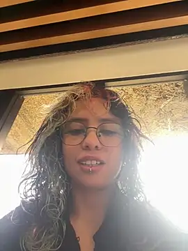 Sweet Chaos online show from February 26, 2025, 4:38 pm