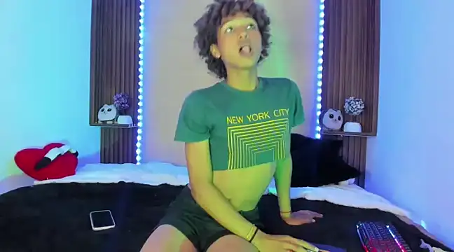 DandyWolf  online show from January 8, 2025, 1:53 am