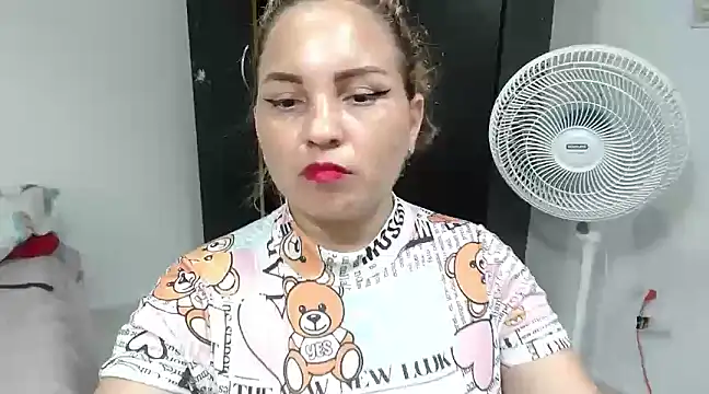 Agatha browser online show from March 21, 2025, 2:29 pm