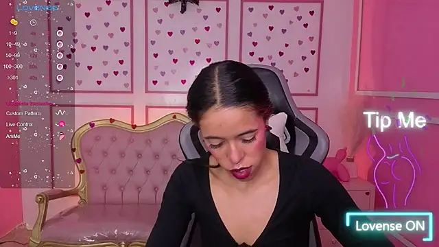 stephania t online show from November 23, 2025, 12:37 pm