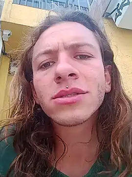 azurecrabing online show from January 21, 2025, 4:48 pm