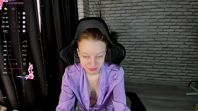 Michelle Blond online show from March 9, 2025, 7:12 am