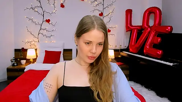 holy kitty online show from February 23, 2025, 12:30 am