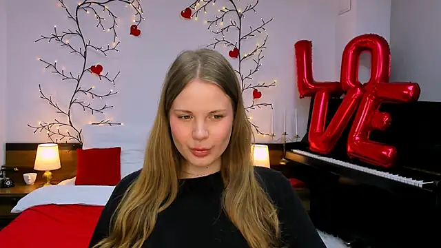 holy kitty online show from February 25, 2025, 12:27 pm