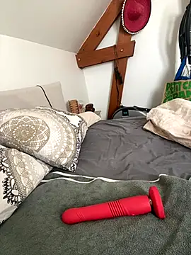 XtentationMG online show from September 15, 2025, 8:26 am