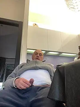 pantomax online show from February 10, 2025, 1:33 pm