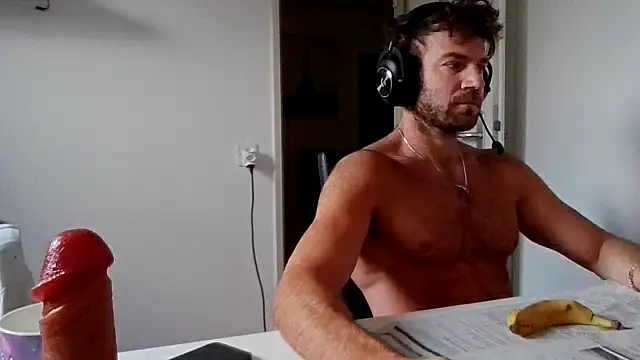 alpha-hunk online show from May 16, 2026, 8:13 am