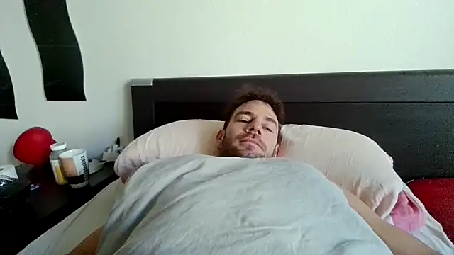 Snapshot of alpha-hunk chatting on November 19, 2025, 9:20 am alpha-hunk online show from November 19, 2025, 9:20 am