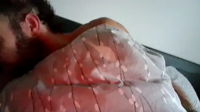 Snapshot of alpha-hunk chatting on October 5, 2025, 6:59 am alpha-hunk online show from October 5, 2025, 6:59 am