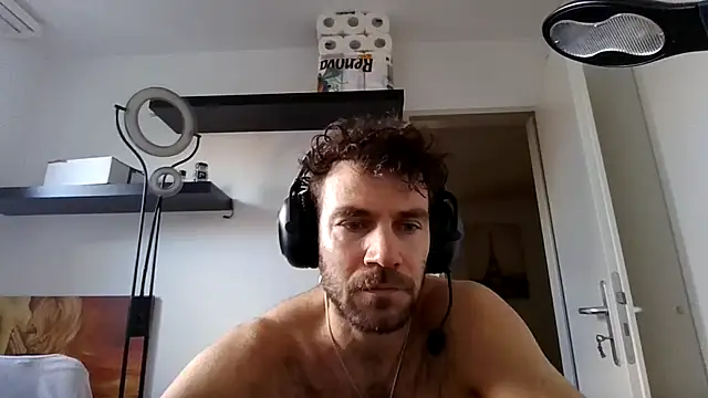 Snapshot of alpha-hunk chatting on November 27, 2025, 10:37 am alpha-hunk online show from November 27, 2025, 10:37 am