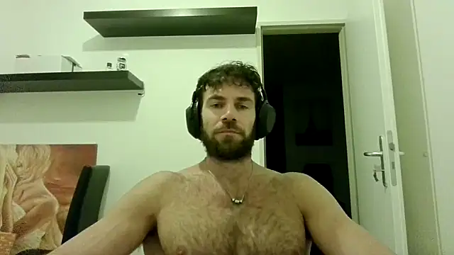 Snapshot of alpha-hunk chatting on October 19, 2025, 7:27 pm alpha-hunk online show from October 19, 2025, 7:27 pm