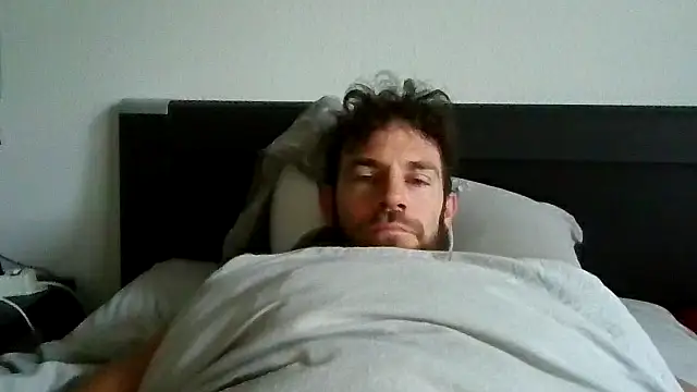 Snapshot of alpha-hunk chatting on October 15, 2025, 7:16 am alpha-hunk online show from October 15, 2025, 7:16 am