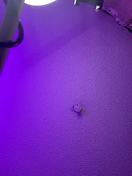 aurora divine online show from April 5, 2026, 2:57 pm