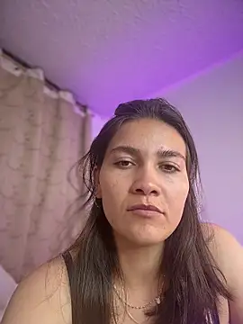 Snapshot of aurora_divine chatting on May 30, 2026, 8:58 pm aurora divine online show from May 30, 2026, 8:58 pm