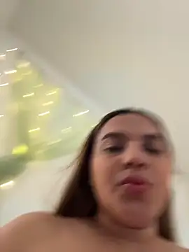 vivicolibri online show from December 22, 2025, 7:58 pm