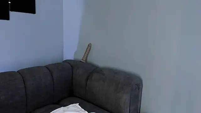 maddy walker online show from February 5, 2025, 2:19 am