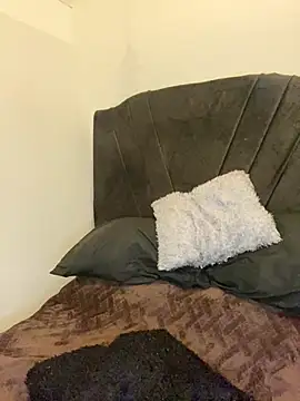 merlyn 00 online show from January 27, 2025, 10:38 pm