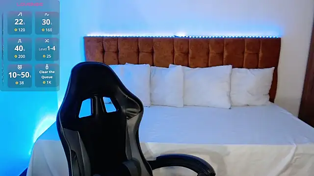 alexiaaross online show from October 25, 2025, 7:14 pm