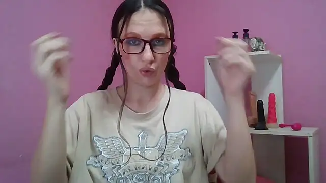 LolaBoobs online show from February 1, 2026, 6:33 am