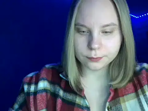 Thalia  Star online show from March 2, 2025, 4:17 am