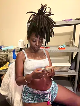 choclatepeaach online show from October 30, 2025, 6:23 am