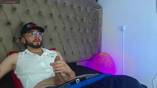 bonnieandclyde bdsm online show from January 15, 2025, 10:02 pm