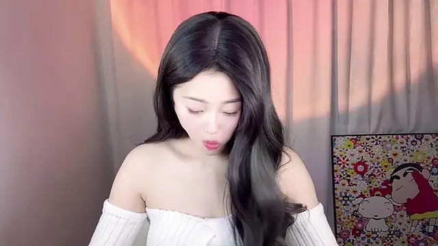 Lucky Qiao online show from January 8, 2025, 10:48 am