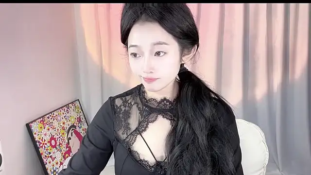 Lucky Qiao online show from December 23, 2024, 8:55 am
